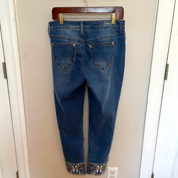 HYDRAULIC | Jeans Embroidery & Crystal accents Size 10 - Picture 3 of 16